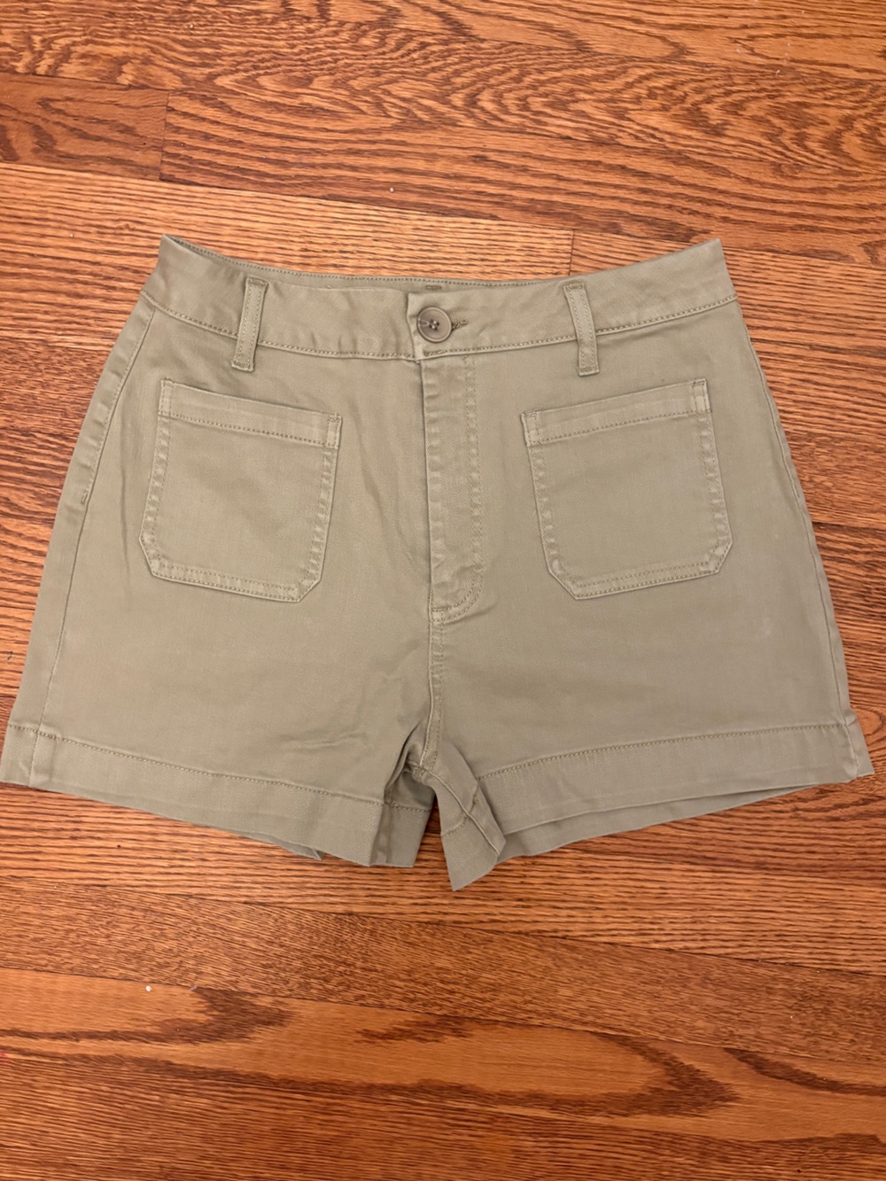 Oat New York Olive Utility Cotton Shorts